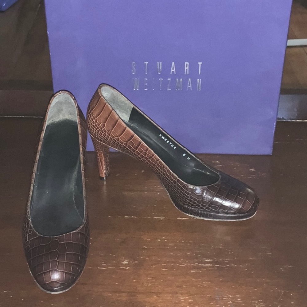 Stuart Weitzman Brown croc leather block heel Sz 6